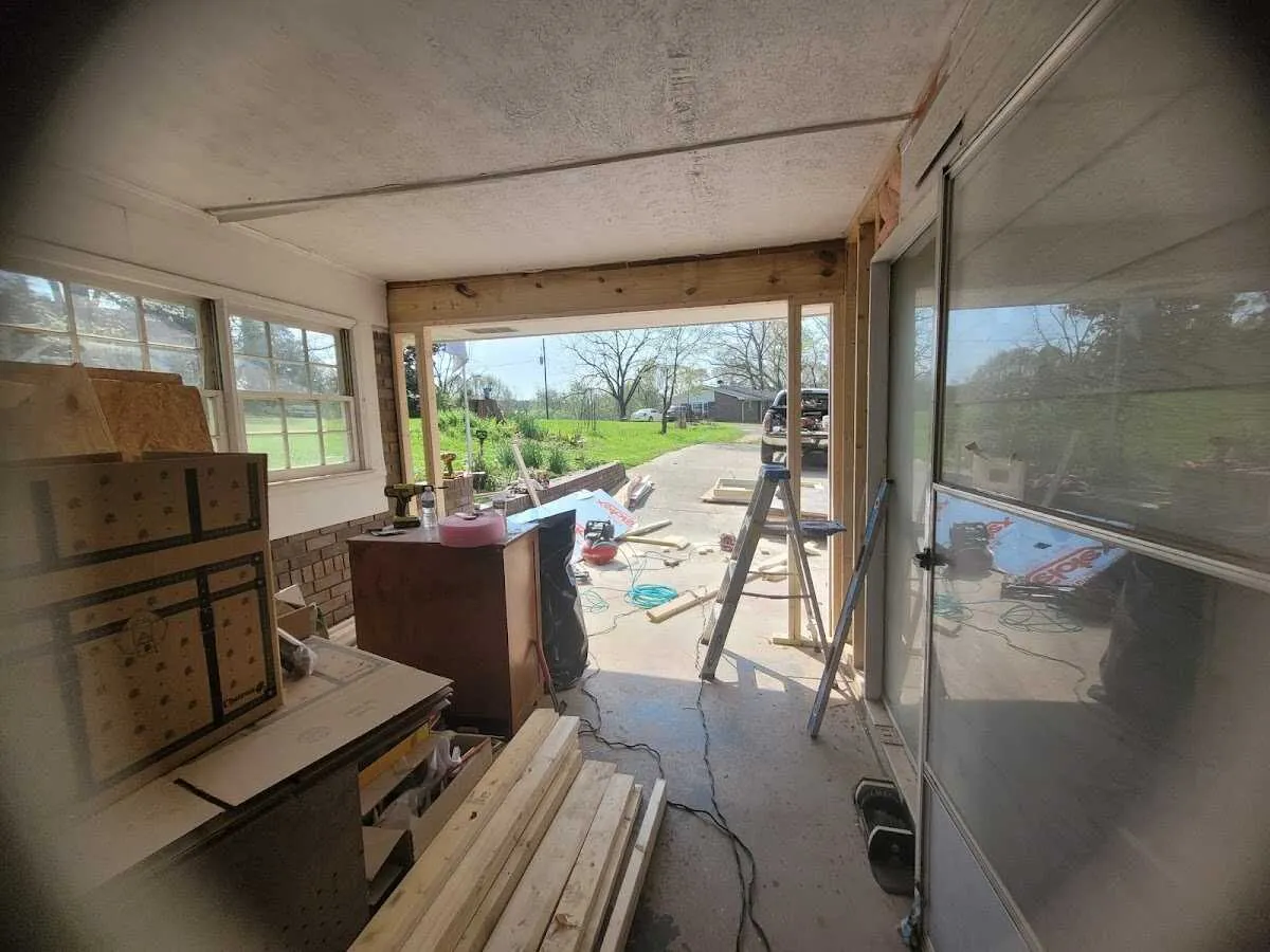 Air movers and dehumidifier for Water Mitigation Services in Sallisaw